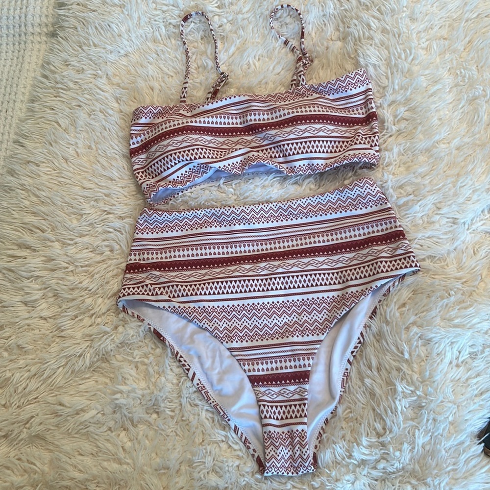 High waisted bikini bandau top